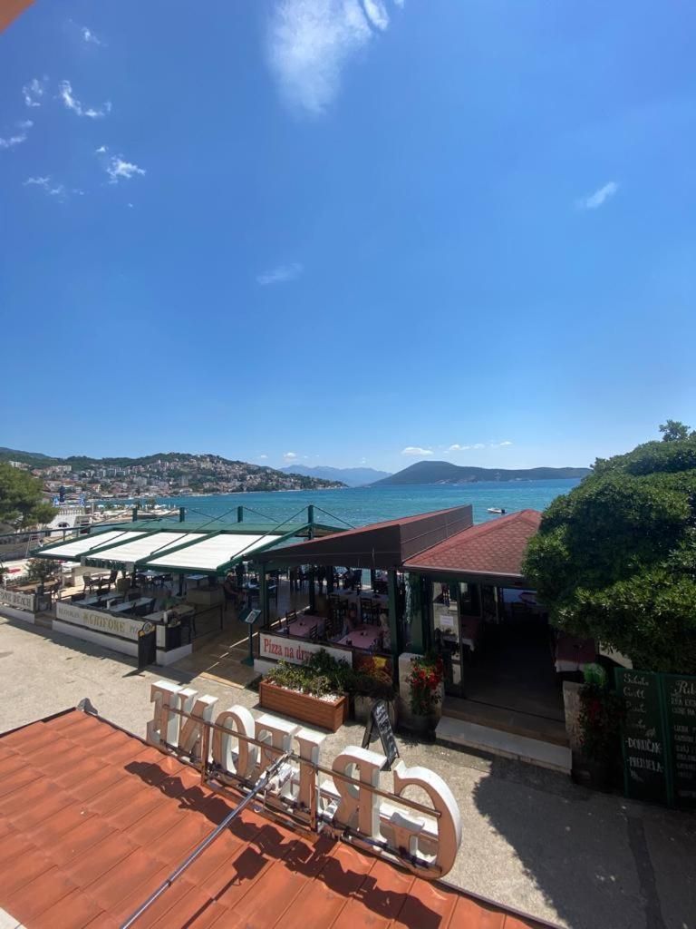 Apartments Grifone Lux Herceg Novi Ngoại thất bức ảnh