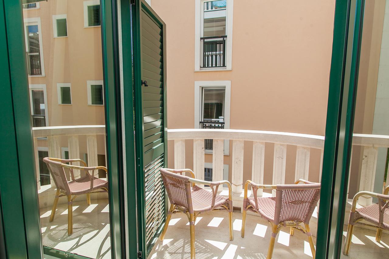 Apartments Grifone Lux Herceg Novi Ngoại thất bức ảnh