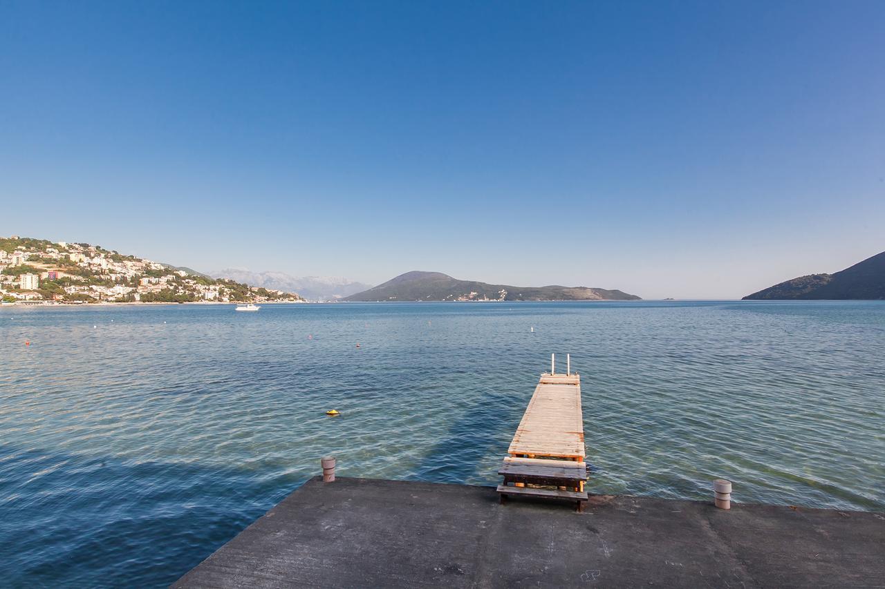 Apartments Grifone Lux Herceg Novi Ngoại thất bức ảnh