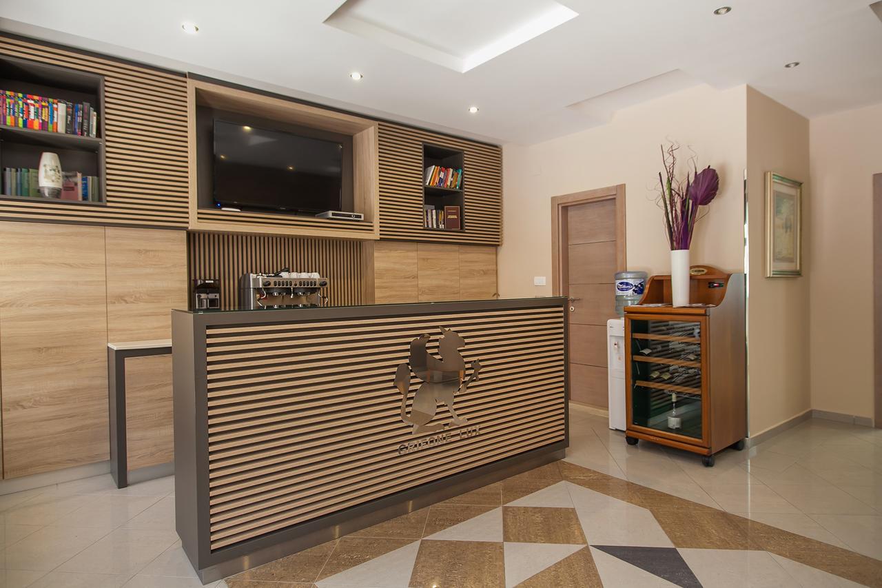 Apartments Grifone Lux Herceg Novi Ngoại thất bức ảnh