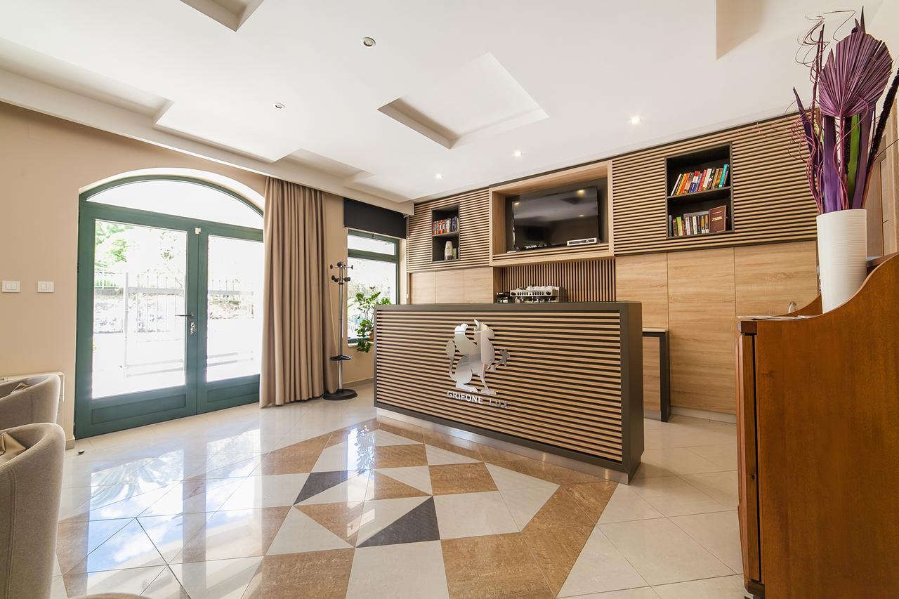 Apartments Grifone Lux Herceg Novi Ngoại thất bức ảnh